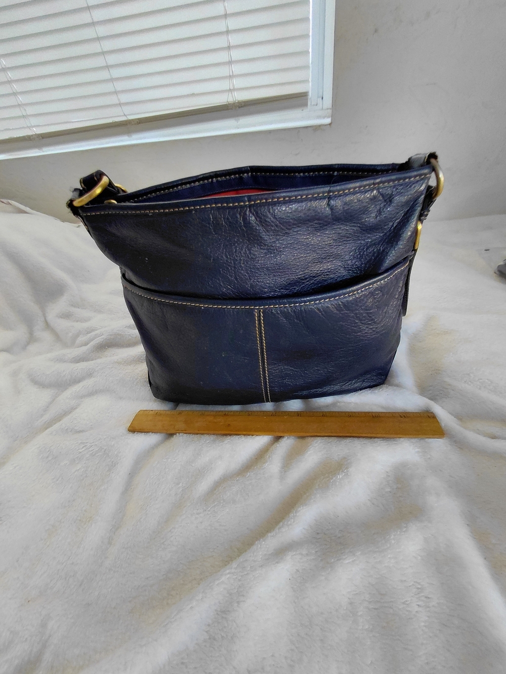 The SAK Classic Navy Leather Shoulder Bag